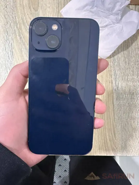 iPhone 13