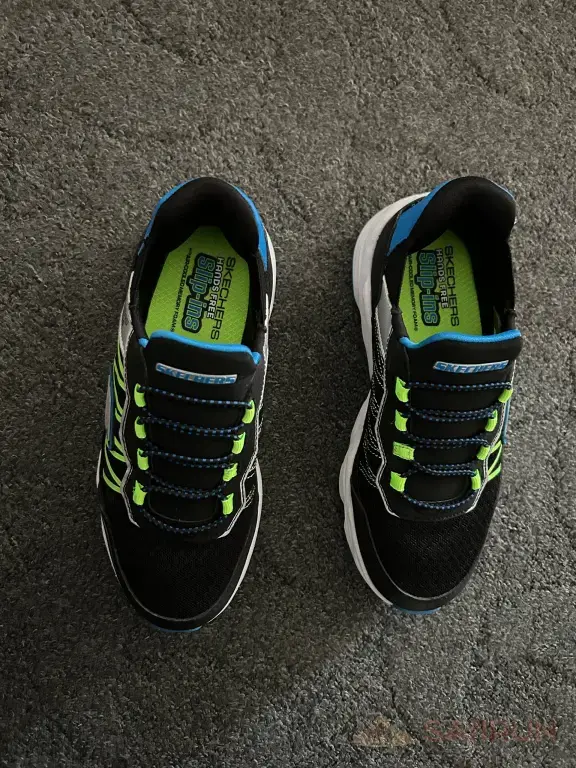 кроссовки skechers